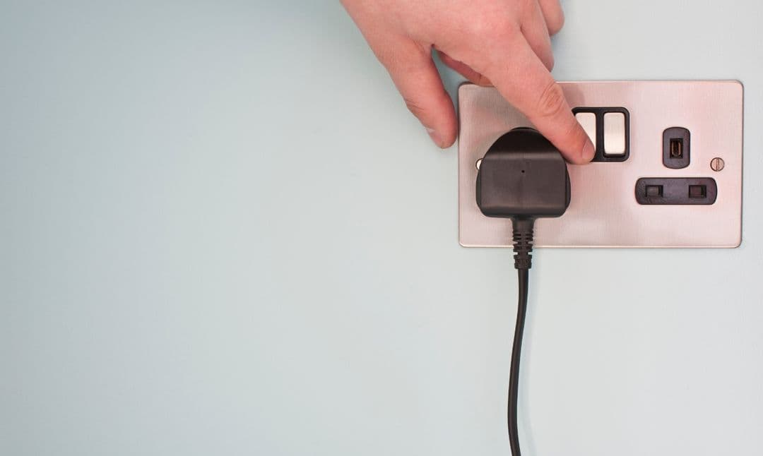 Common UK Home Electrical Faults - Safe Elec UK Expert Guide